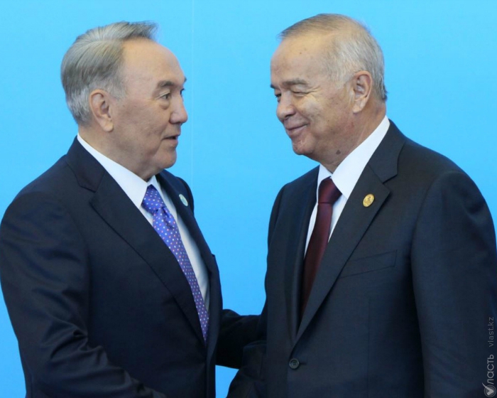 Нурсултан Назарбаев поздравил Ислама Каримова с победой на президентских выборах